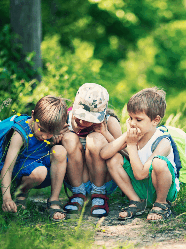 dzieci na kąpieli leśnej w Szczecinie